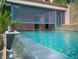 Rideau de piscine – villa à Carqueiranne